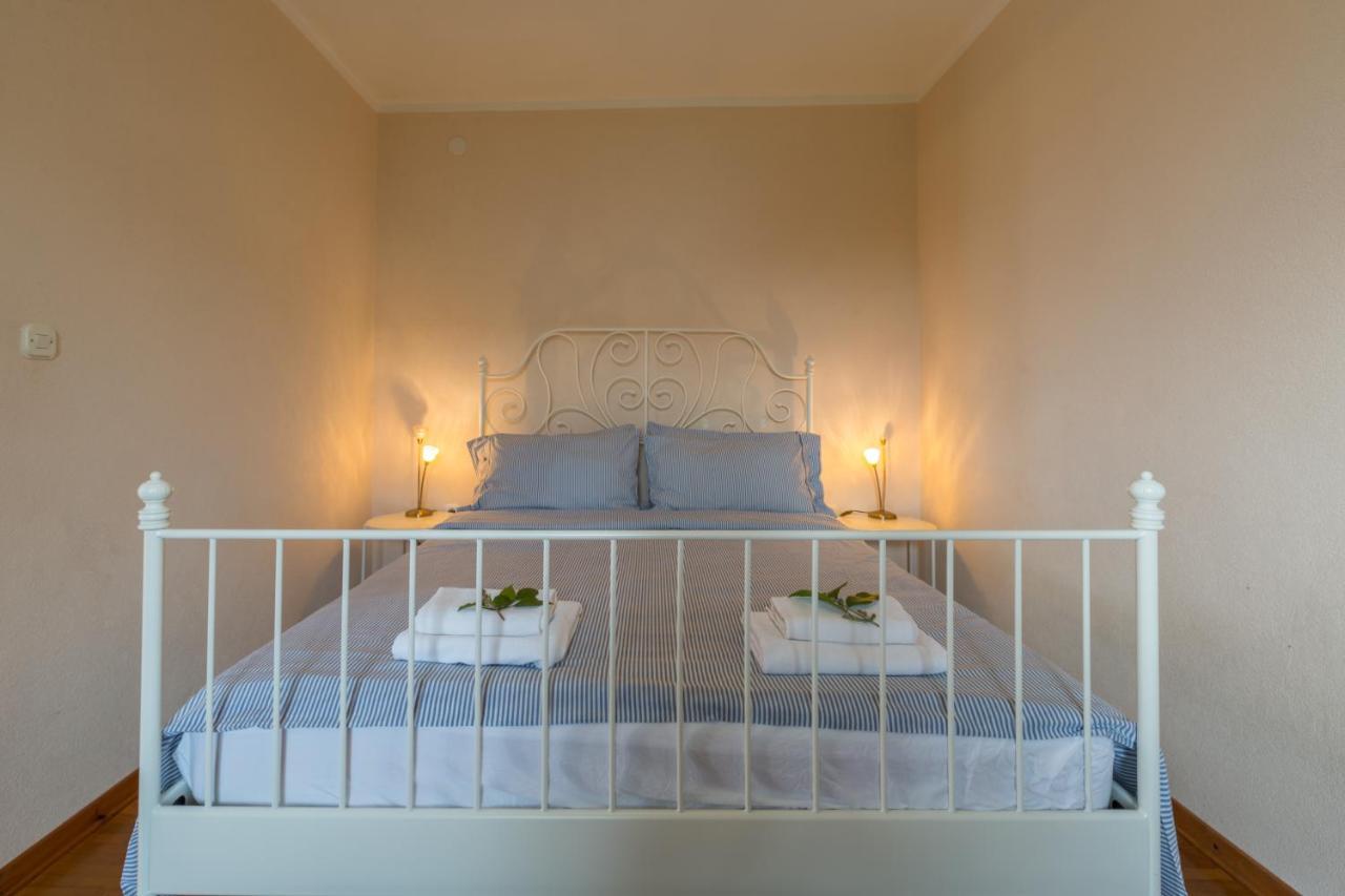 Apartments Zomzi โปเรช ภายนอก รูปภาพ